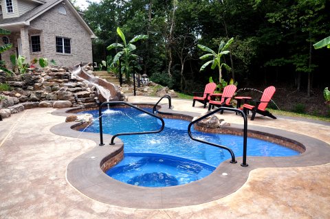 CUSTOM POOLS INC