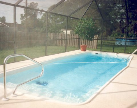 Waikiki II installed pool