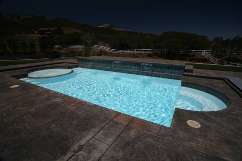 CAL-WEST POOLS & SPAS