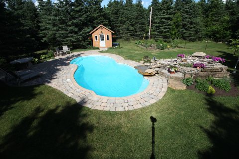 COBRA POOLS & SPAS